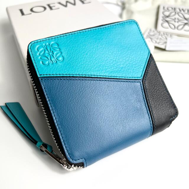 期間限定値下げ!! LOEWE パズルスクエアジップウォレット