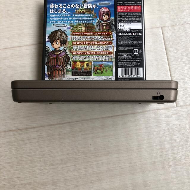 ニンテンドーDS(ニンテンドーDS)の任天堂 DSi  LL ダークブラウンとドラゴンクエストⅨ エンタメ/ホビーのゲームソフト/ゲーム機本体(携帯用ゲーム機本体)の商品写真