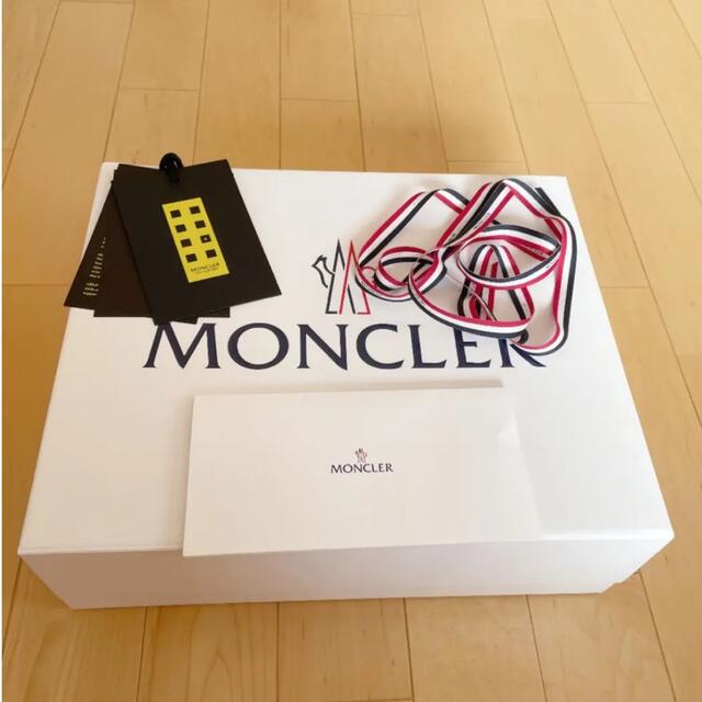 MONCLER - モンクレール 空箱 ケース 大きめの通販 by ☆CoCo ...