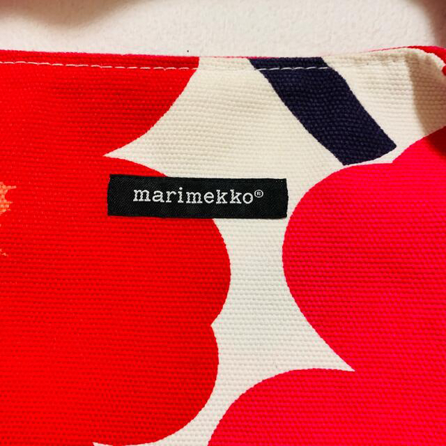 marimekko(マリメッコ)の【美品】マリメッコ  ウニッコ　ショルダーバッグ レディースのバッグ(ショルダーバッグ)の商品写真