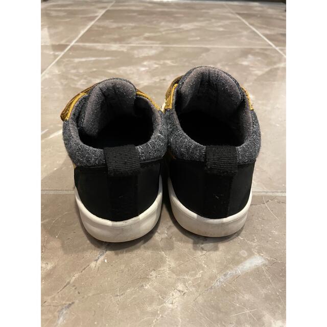 ZARA KIDS(ザラキッズ)のZARA キッズスニーカー キッズ/ベビー/マタニティのベビー靴/シューズ(~14cm)(スニーカー)の商品写真