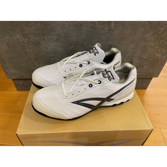 ZETT(ゼット)の【SSK】BASEBALL SHOES スターランナー　26.0㎝ スポーツ/アウトドアの野球(シューズ)の商品写真