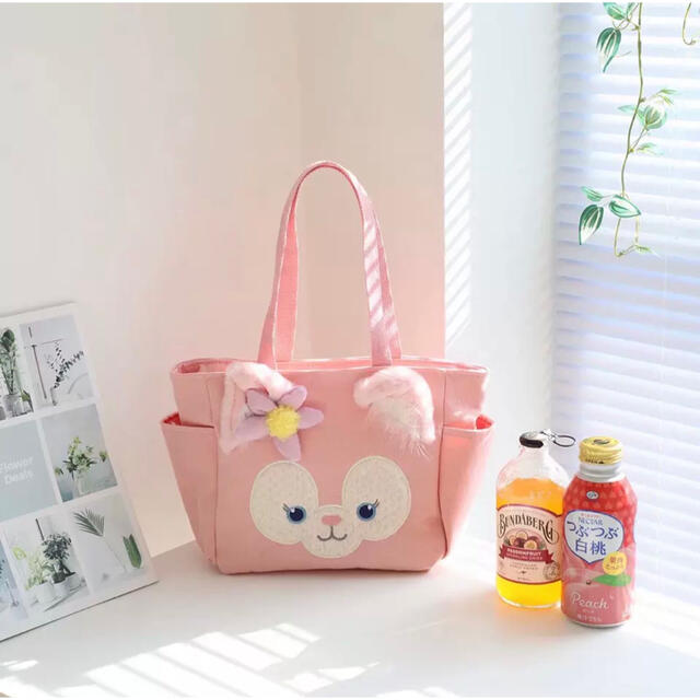 ダッフィー(ダッフィー)の日本未発売　リーナベル　ランチバッグ  お弁当入れ　ハンドバッグ　数量限定 レディースのバッグ(ハンドバッグ)の商品写真