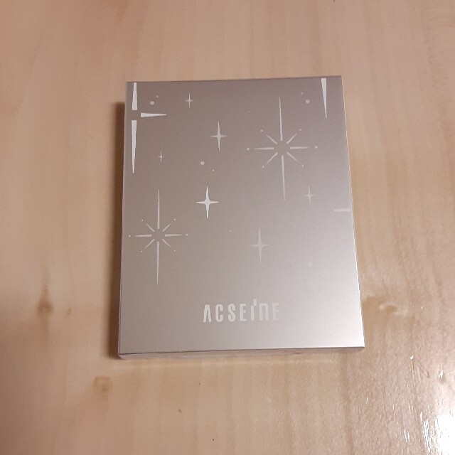 ACSEINE(アクセーヌ)の専用出品　新品未使用　アクセーヌアイシャドウ コスメ/美容のベースメイク/化粧品(アイシャドウ)の商品写真