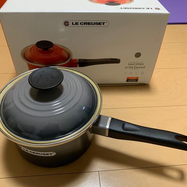 LE CREUSET(ルクルーゼ)の【かっち様専用】ル・クルーゼ　片手鍋 インテリア/住まい/日用品のキッチン/食器(鍋/フライパン)の商品写真