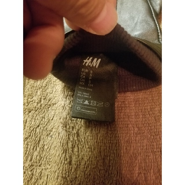 H&M(エイチアンドエム)のH&M  レザーグローブ　ミトン メンズのファッション小物(その他)の商品写真