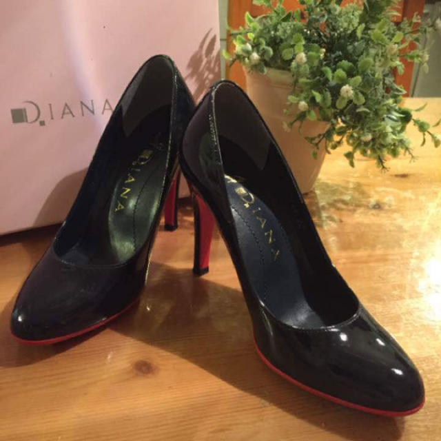 DIANA(ダイアナ)のダイアナ ルフリー レッドソール レディースの靴/シューズ(ハイヒール/パンプス)の商品写真