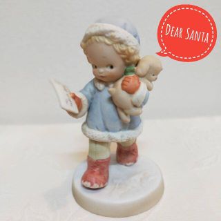 【RAINBOW88様専用】マーベルルーシーアトウェル　子犬と冬服の女の子(置物)