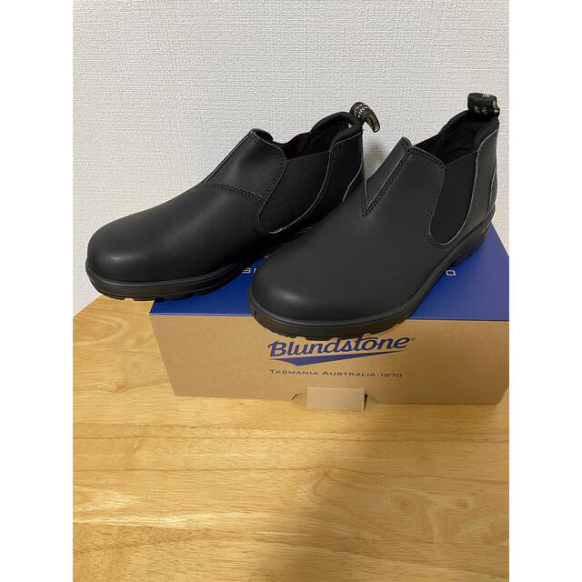 Blundstone(ブランドストーン)の新品　サイドゴアローカットブーツ Blundstone  1611 　26センチ メンズの靴/シューズ(ブーツ)の商品写真