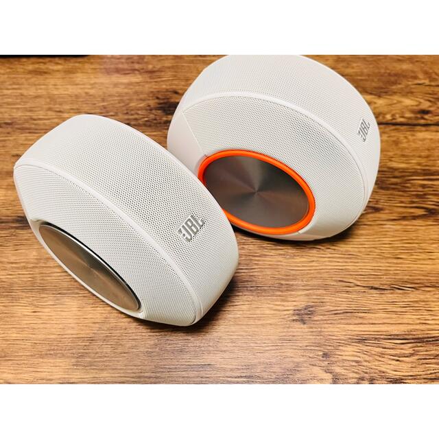 JBL Pebbles スピーカー　ホワイト