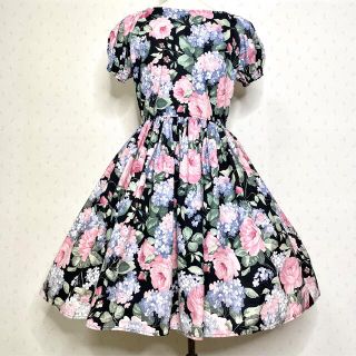 直営通販サイトです 超美品‼️立体 紫陽花ワンピース www.ladonna.co.jp