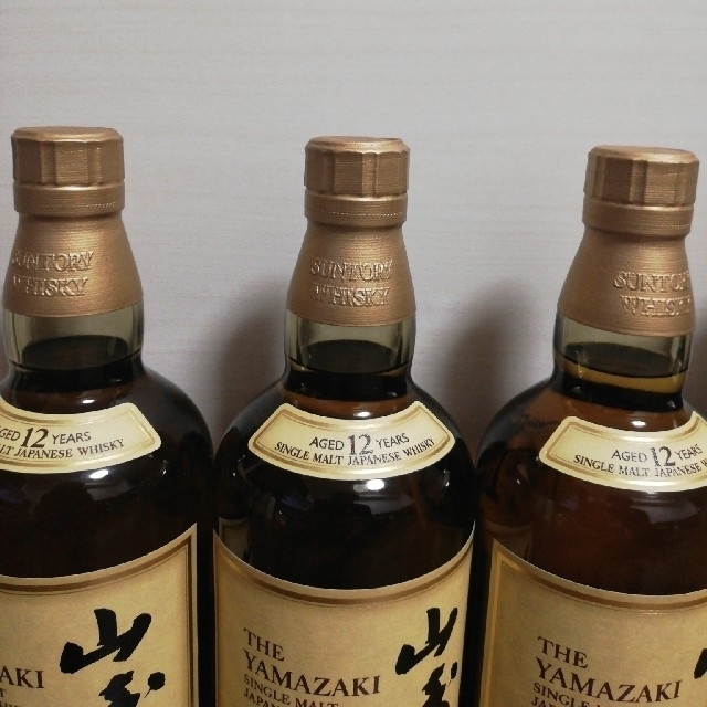 サントリー(サントリー)のサントリー　山崎12年 ４本　ノンビンテージ １本　700ml　計５本　未開栓品 食品/飲料/酒の飲料(その他)の商品写真