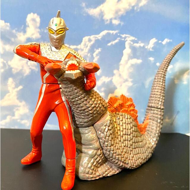 035/HGウルトラマン/地震源Xを探せ編/ウルトラセブン+ 035/HGウルトラマン/地震源Xを探せ編/ウルトラセブン+