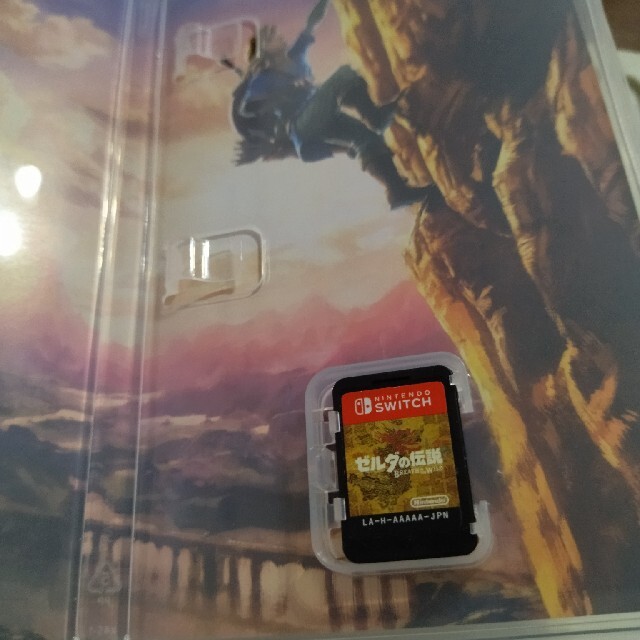 switch　ゼルダの伝説 エンタメ/ホビーのゲームソフト/ゲーム機本体(家庭用ゲームソフト)の商品写真