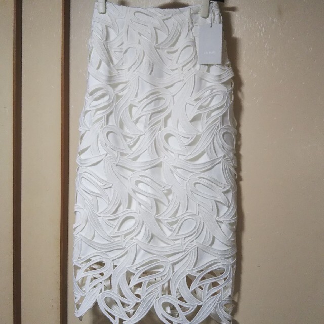 ◆CELFORD◆ 新品タグ付 チューリップレーススカート 36 ホワイト