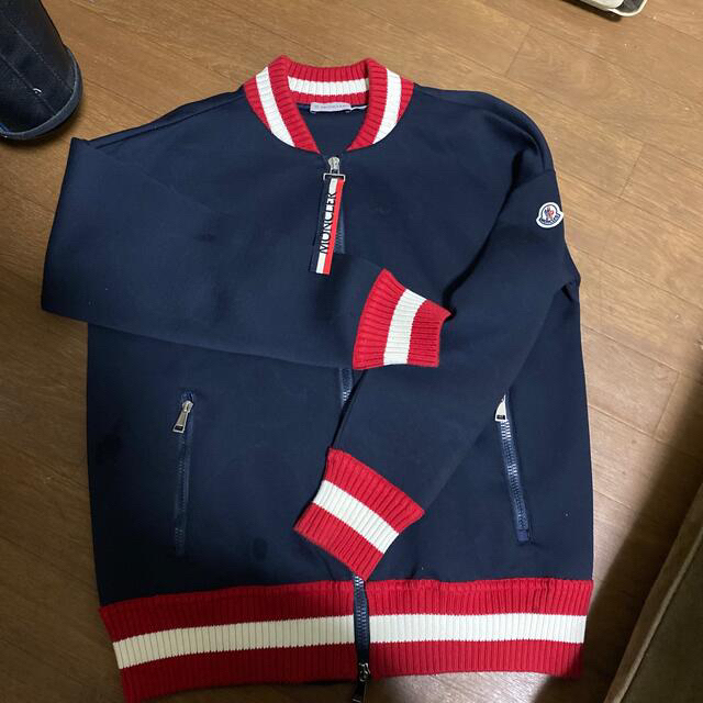 MONCLER(モンクレール)のMONCLER モンクレール ブルゾン ネイビー 14A メンズのジャケット/アウター(ブルゾン)の商品写真