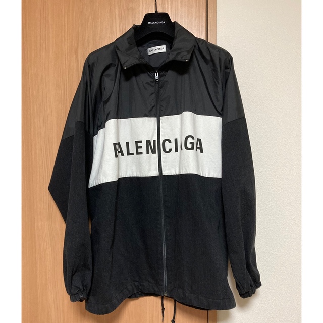 Balenciaga(バレンシアガ)のバレンシアガ トラックジャケット 34 メンズのジャケット/アウター(ナイロンジャケット)の商品写真