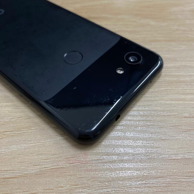 Google(グーグル)のGoogle Pixel 3a SimフリーJust Black 245 スマホ/家電/カメラのスマートフォン/携帯電話(スマートフォン本体)の商品写真