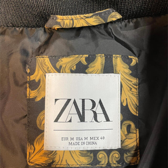 ZARA(ザラ)の【極美品】ZARA バロック調 パフジャケット ヨーロピア ダウン 総柄 メンズのジャケット/アウター(ダウンジャケット)の商品写真