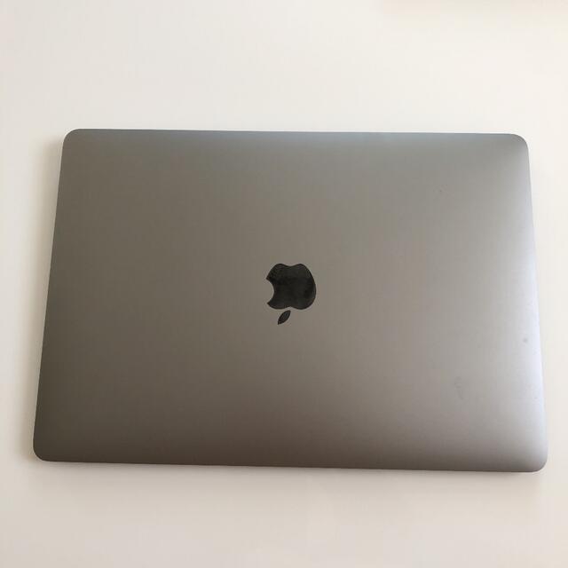 Apple M1チップ　MacBook air 13インチ