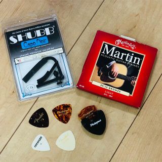 マーティン(Martin)のカポタスト、ピック、ストリングスセット(その他)