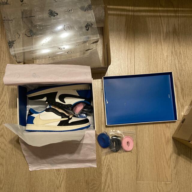 靴/シューズ新品　TRAVIS SCOTTO FRAGMENT AIR JORDAN1