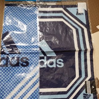 アディダス(adidas)の新品未開封　アディダス　ハンカチ　２枚組(ハンカチ/ポケットチーフ)