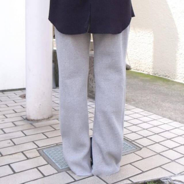 PHEENY(フィーニー)のPHEENY フィーニー waffle slit pants ワッフル パンツ レディースのパンツ(カジュアルパンツ)の商品写真