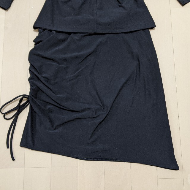 黒のトップスと2枚とスカートのセットアップドレス　スリーピース　ワンピース レディースのレディース その他(セット/コーデ)の商品写真