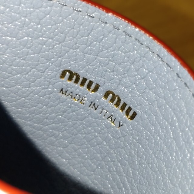 miumiu(ミュウミュウ)のmiumiu Madras Love leather card holder レディースのファッション小物(名刺入れ/定期入れ)の商品写真