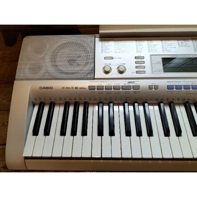 CASIO LK−205　光ナビゲーションキーボード　匿名配送 楽器の鍵盤楽器(電子ピアノ)の商品写真