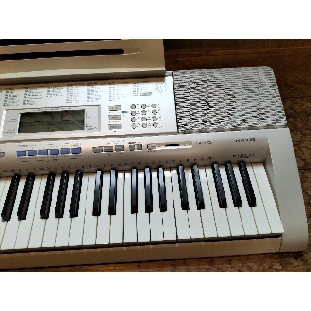 CASIO LK−205　光ナビゲーションキーボード　匿名配送 楽器の鍵盤楽器(電子ピアノ)の商品写真