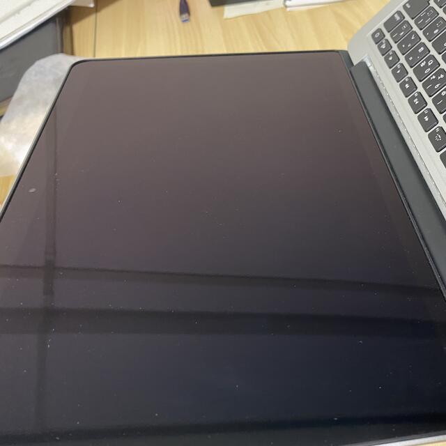 MacBook Pro 2015, 8GB, i5-2.7,1tb ssd 3