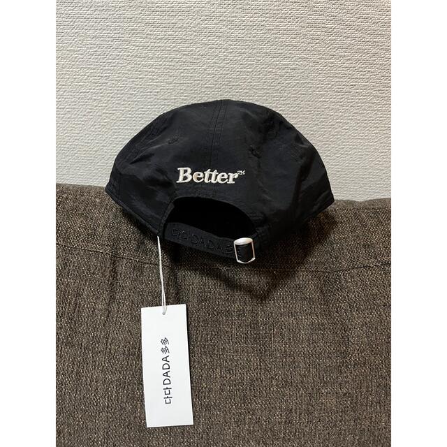 hyukoh着用 多多dism × better コラボ キャップキーホルダー付