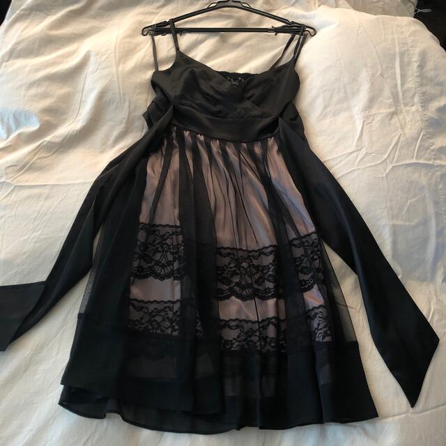 CECIL McBEE(セシルマクビー)のCecilMcBEE ドレス　黒とピンク レディースのフォーマル/ドレス(ミニドレス)の商品写真