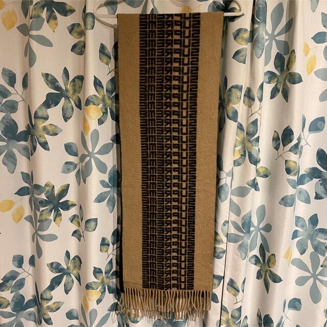 Supreme Logo Repeat Scarf Black / Tan