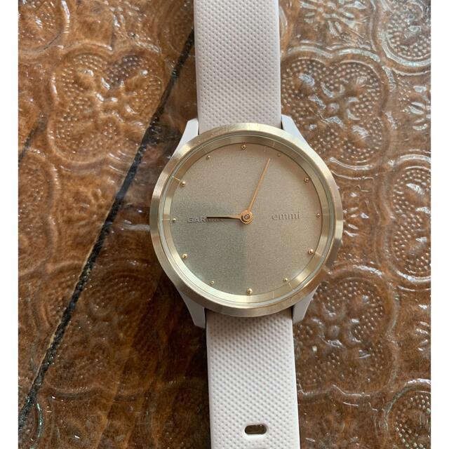 GARMIN(ガーミン)のGARMIN vivomove 3S/emmi(BEGxGLD-F) レディースのファッション小物(腕時計)の商品写真
