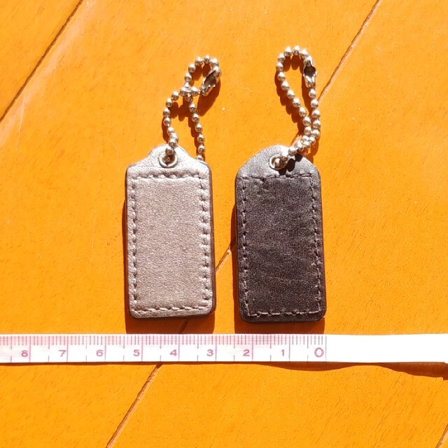 COACH(コーチ)の【COACH】コーチ　タグ　２個 レディースのファッション小物(キーホルダー)の商品写真