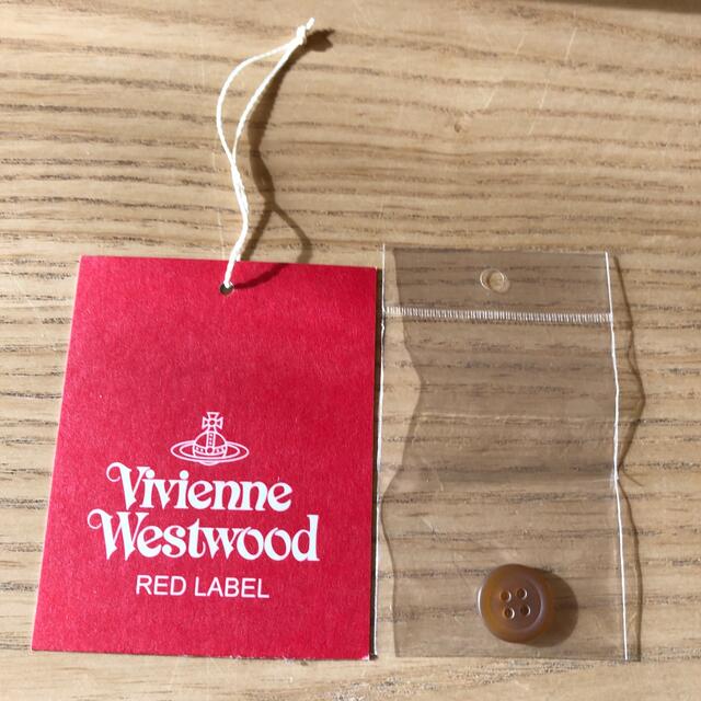 Vivienne Westwood(ヴィヴィアンウエストウッド)のVivienne Wdstwood❤︎ボタンタグ付きセット コスメ/美容のコスメ/美容 その他(その他)の商品写真