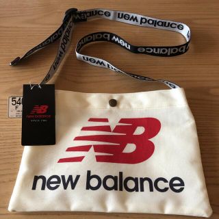 ニューバランス(New Balance)のニューバランス❤︎サコッシュ　新品未使用タグ付き(その他)