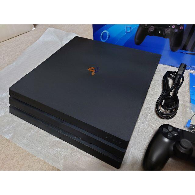 Play Station 4 Pro (CUH-7000B)