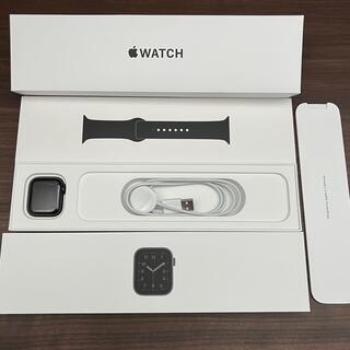 アップルウォッチ(Apple Watch)のアップルウォッチSE 40mm 【GPSモデル】スペースグレー(腕時計(デジタル))