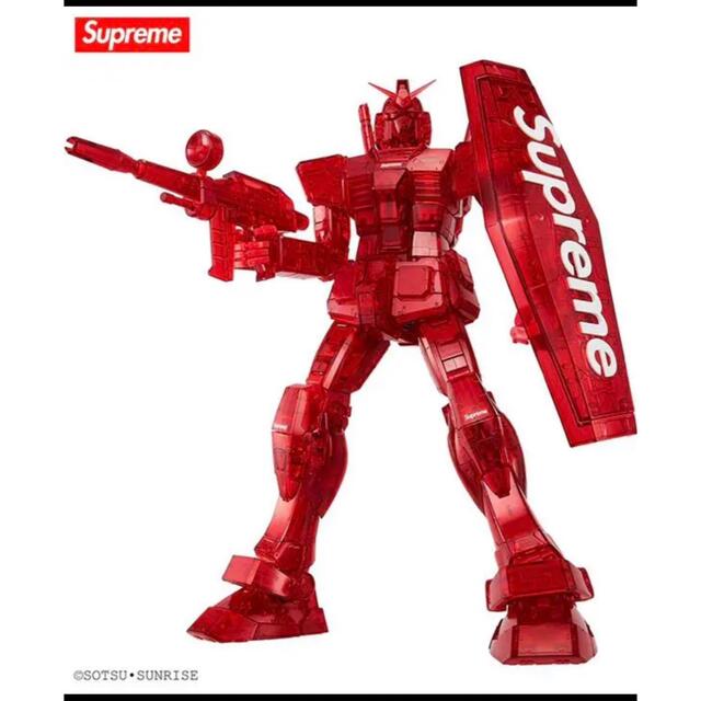 supreme ガンダム コラボ ガンプラおもちゃ/ぬいぐるみ