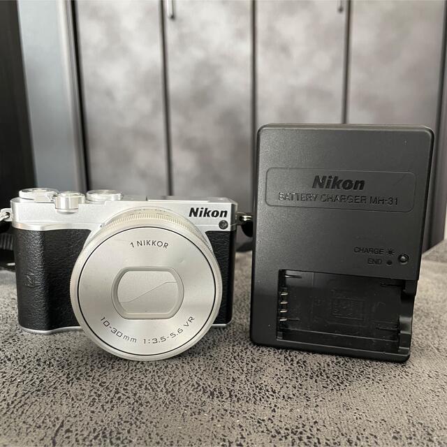 Nikon(ニコン)のNicon デジカメ スマホ/家電/カメラのカメラ(コンパクトデジタルカメラ)の商品写真