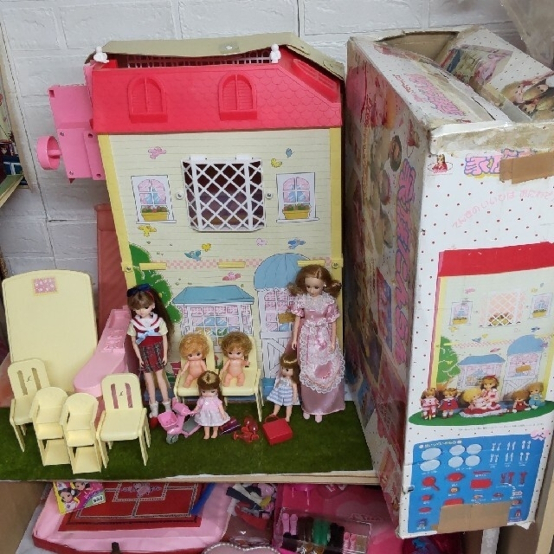 1203リカちゃんファミリーハウス 箱有【家族だんらん】