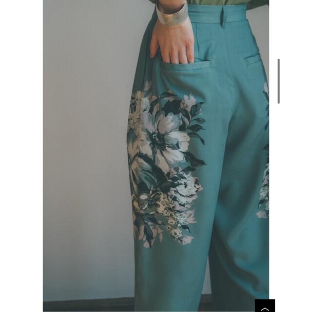 STUDIOUS(ステュディオス)のねこじゃらし様専用CLANE☆新品タグ付きPANEL FLOWER PANTS レディースのパンツ(カジュアルパンツ)の商品写真