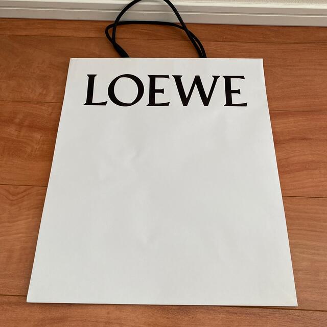 LOEWE(ロエベ)のロエベ　袋 レディースのバッグ(ショップ袋)の商品写真