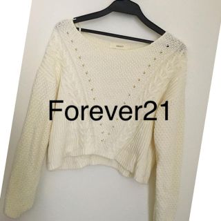 フォーエバートゥエンティーワン(FOREVER 21)のForever21 白ニット(ニット/セーター)