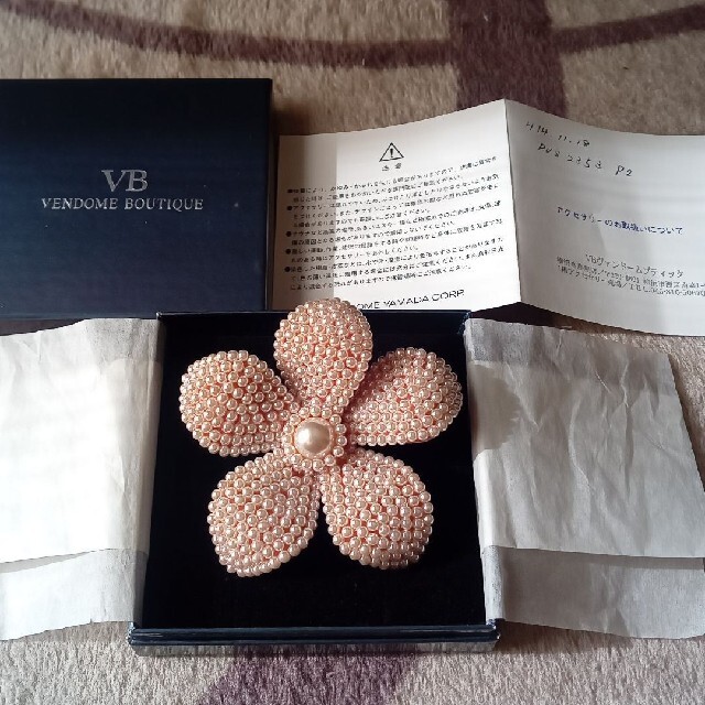 Vendome Aoyama - ヴァンドーム ブティック☆パール花コサージュ Vendome Aoyama - ヴァンドーム ブティック☆パール花コサージュ