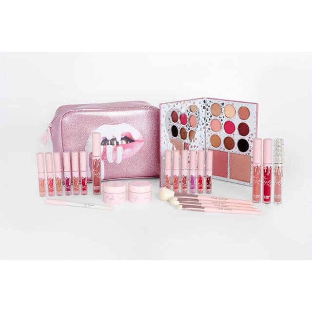 Kylie Cosmetics(カイリーコスメティックス)のKylie cosmetics birthday collections リップ コスメ/美容のベースメイク/化粧品(リップグロス)の商品写真